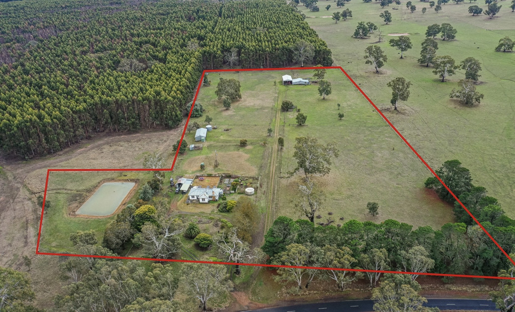 5215 Casterton-Edenhope Road, Kadnook VIC 3318