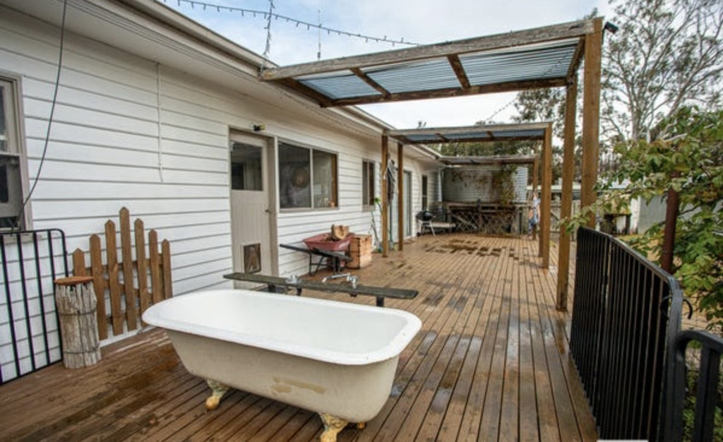 5215 Casterton-Edenhope Road, Kadnook VIC 3318