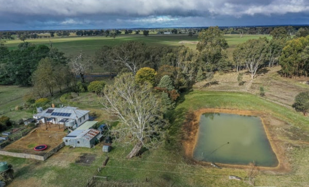 5215 Casterton-Edenhope Road, Kadnook VIC 3318