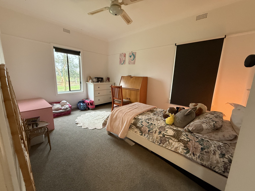 5215 Casterton-Edenhope Road, Kadnook VIC 3318