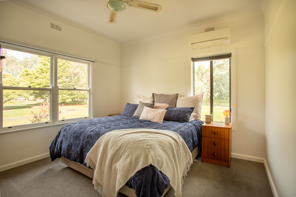 5215 Casterton-Edenhope Road, Kadnook VIC 3318