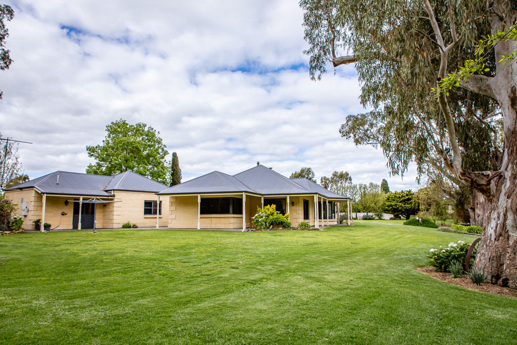 9-10 Federation Drive, Naracoorte SA 5271