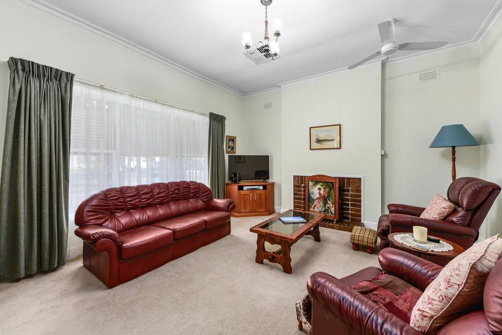 17 Lizzie Street, Penola SA 5277
