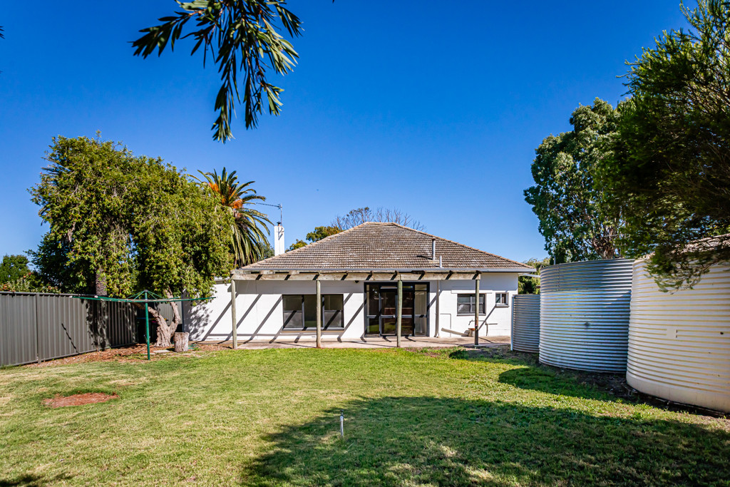 21 Sandstone Avenue, Naracoorte SA 5271