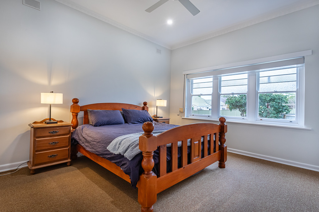 8 Adelaide Avenue, Naracoorte SA 5271