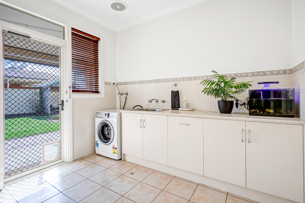 2-4 Miamba Close, Penola SA 5277