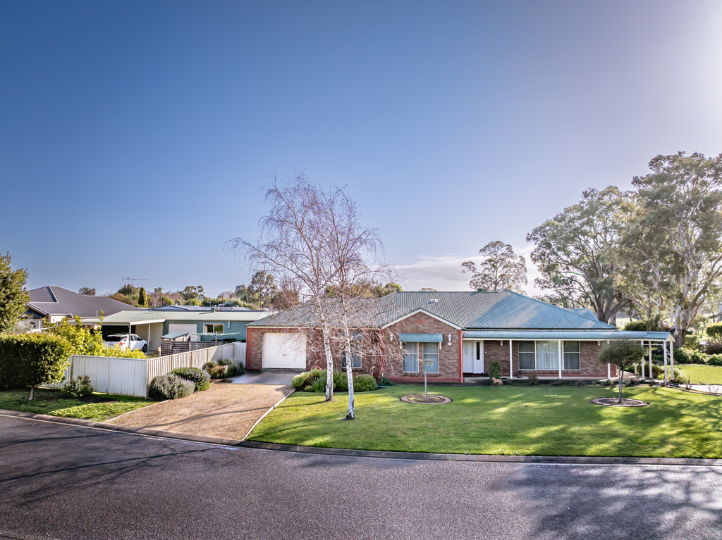 2-4 Miamba Close, Penola SA 5277