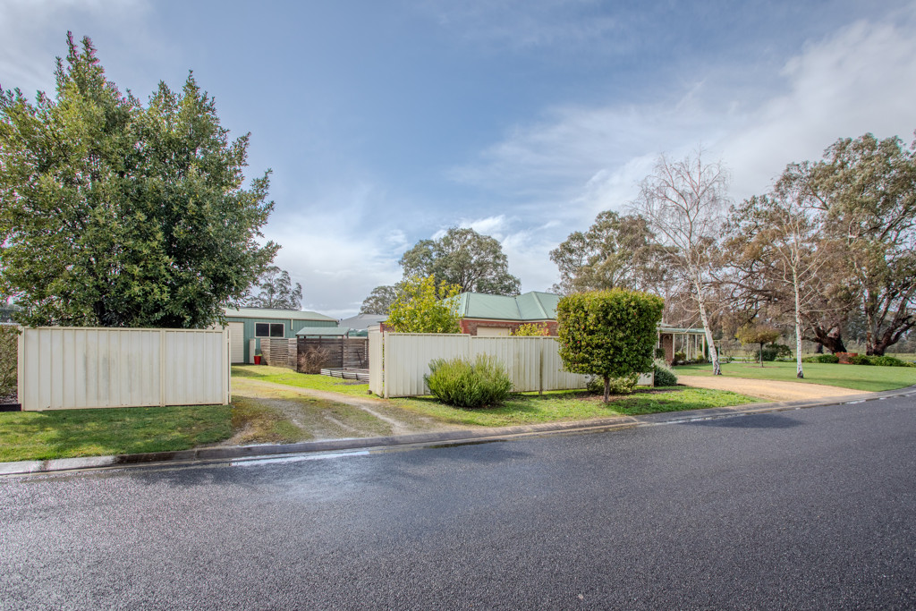 2-4 Miamba Close, Penola SA 5277