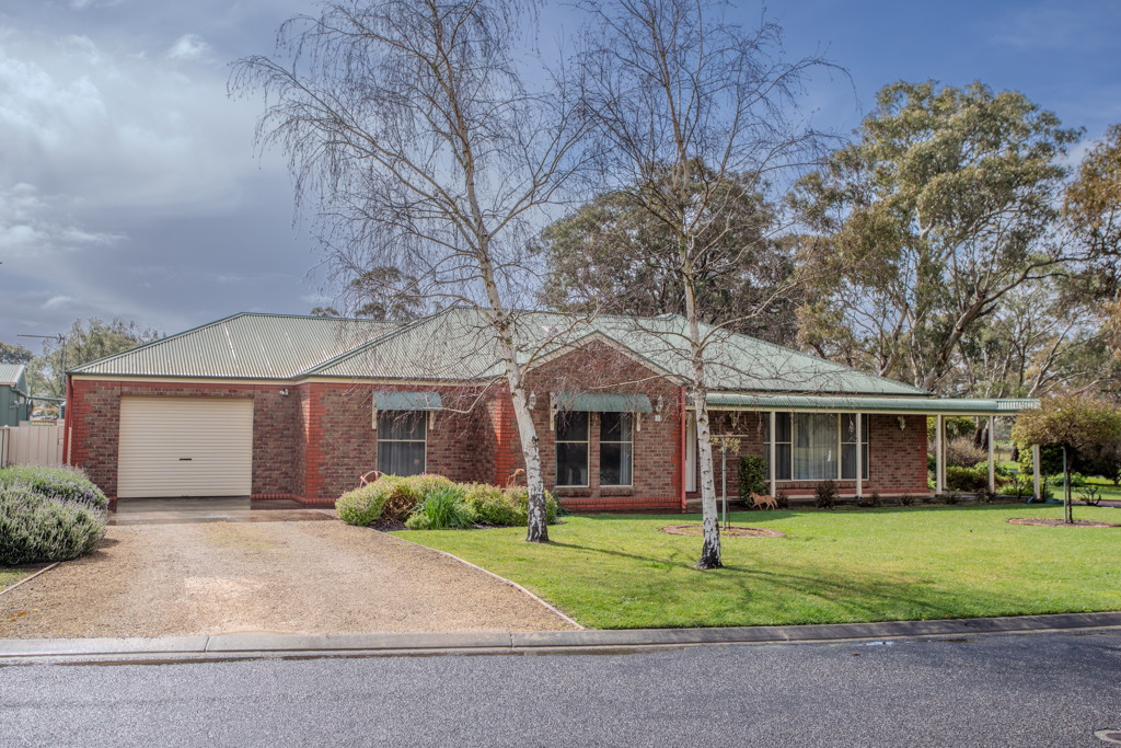 2-4 Miamba Close, Penola SA 5277