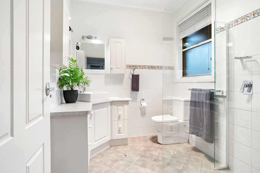 2-4 Miamba Close, Penola SA 5277