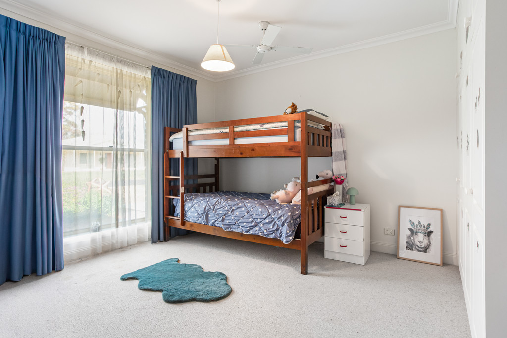 2-4 Miamba Close, Penola SA 5277