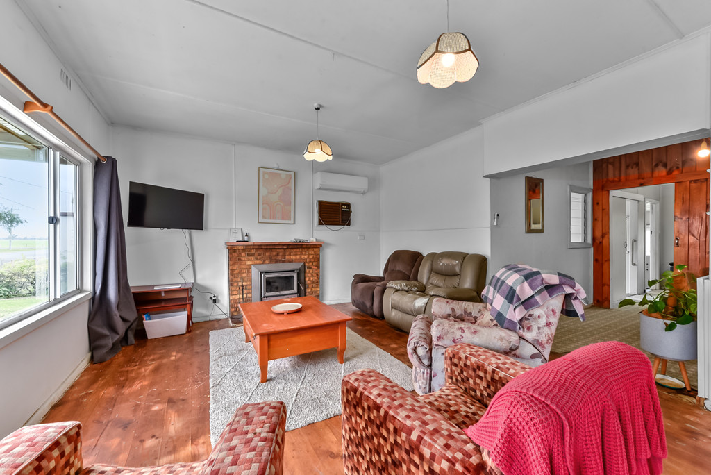 9 Lake Street, Edenhope VIC 3318
