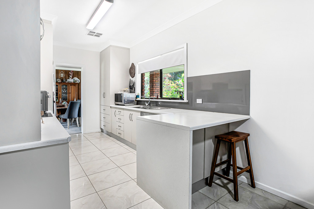 17 Clarksons Road, Naracoorte SA 5271