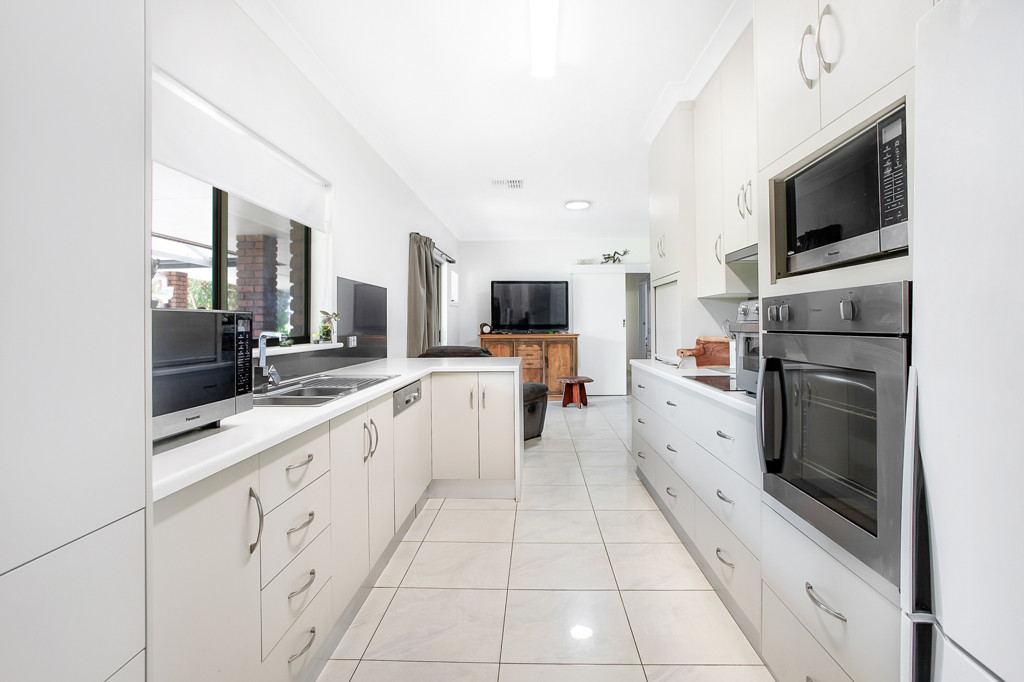 17 Clarksons Road, Naracoorte SA 5271