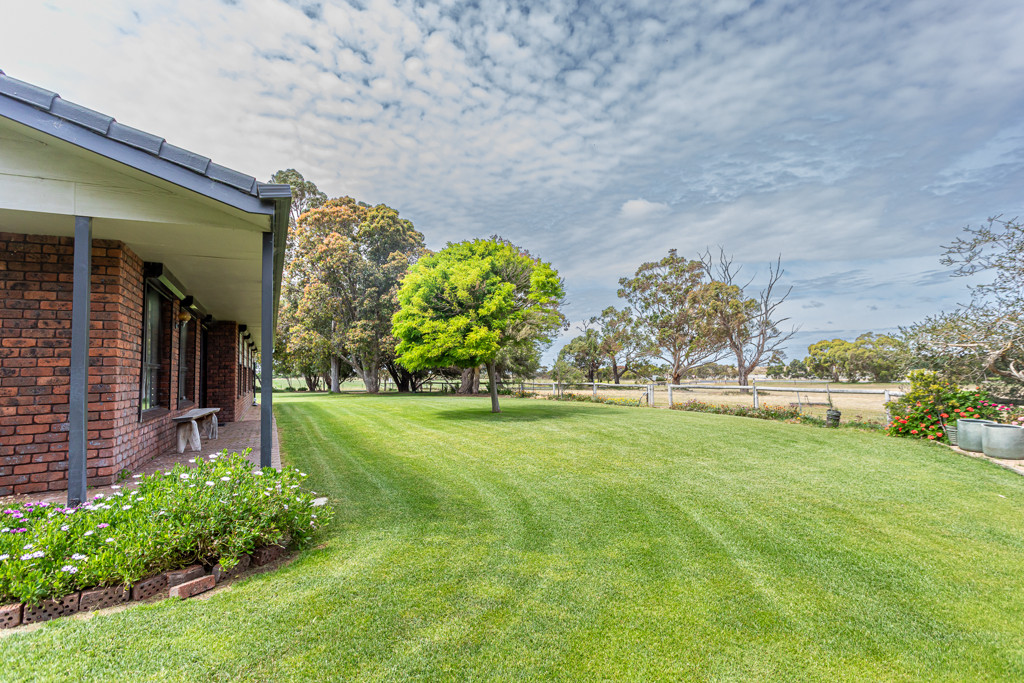 17 Clarksons Road, Naracoorte SA 5271