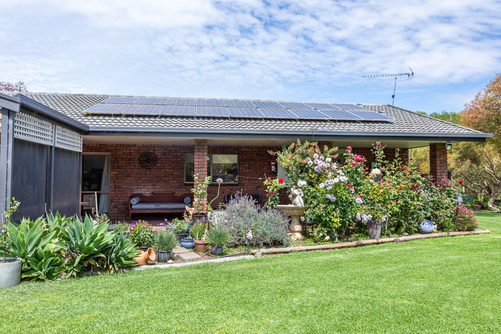 17 Clarksons Road, Naracoorte SA 5271