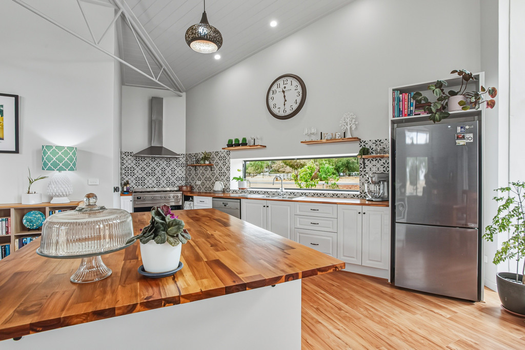 Lots 124 and 127 High Street, Frances SA 5262