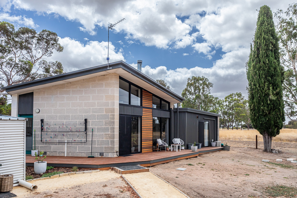 Lots 124 and 127 High Street, Frances SA 5262