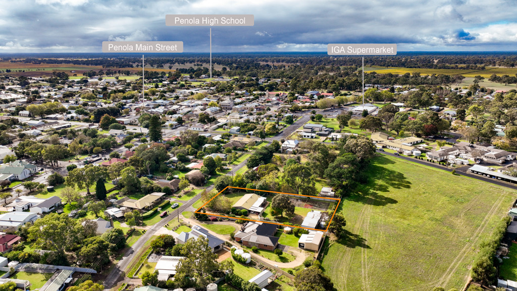 8 Julian Street West, Penola SA 5277
