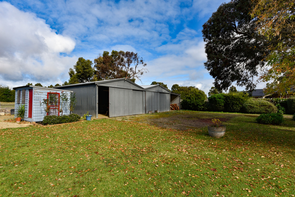 8 Julian Street West, Penola SA 5277