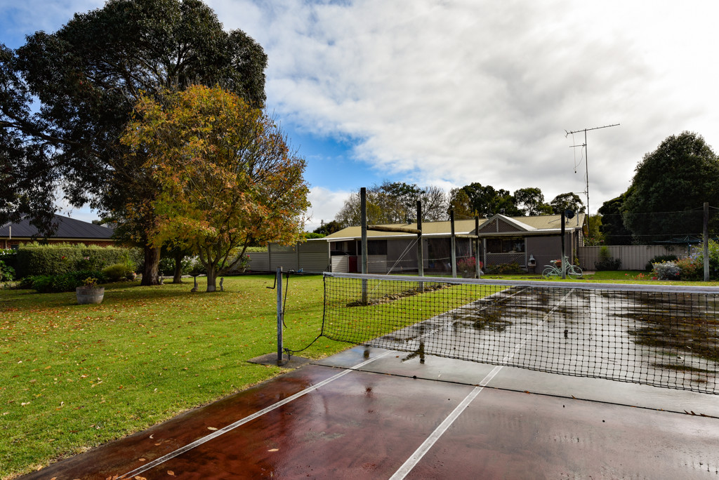 8 Julian Street West, Penola SA 5277