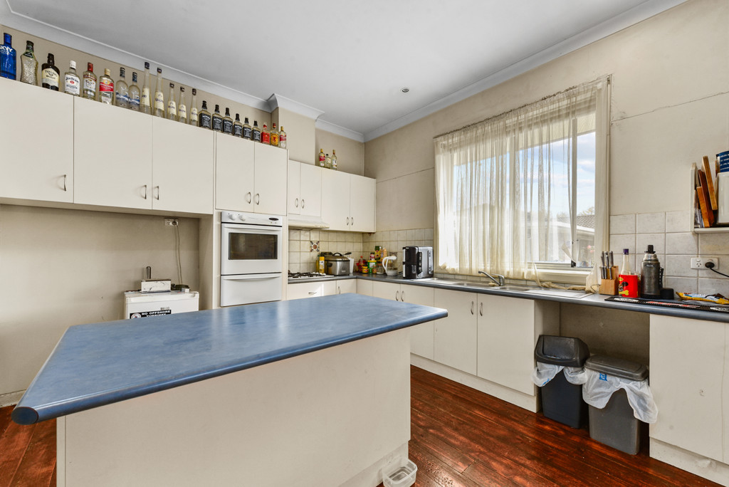 1 and 2/4 Portland Street, Penola SA 5277