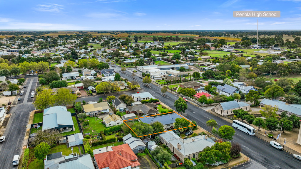 1 and 2/4 Portland Street, Penola SA 5277