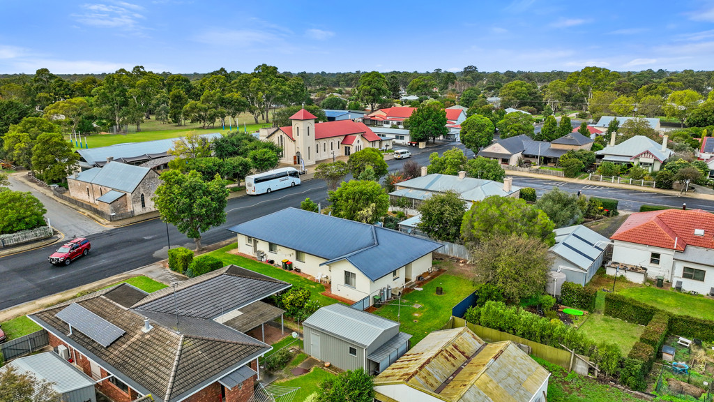 1 and 2/4 Portland Street, Penola SA 5277