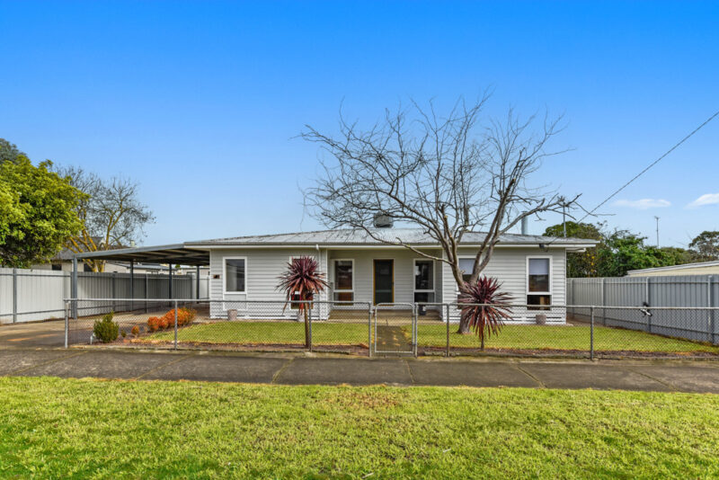3 Wallace Street, Edenhope VIC 3318
