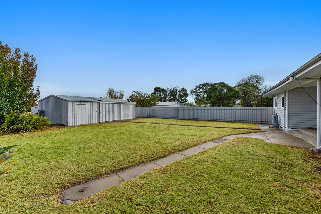 3 Wallace Street, Edenhope VIC 3318